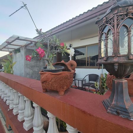 Hom Baan Chiang Mai Hotel Екстериор снимка