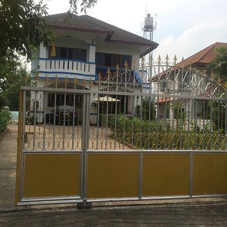 Hom Baan Chiang Mai Hotel Екстериор снимка