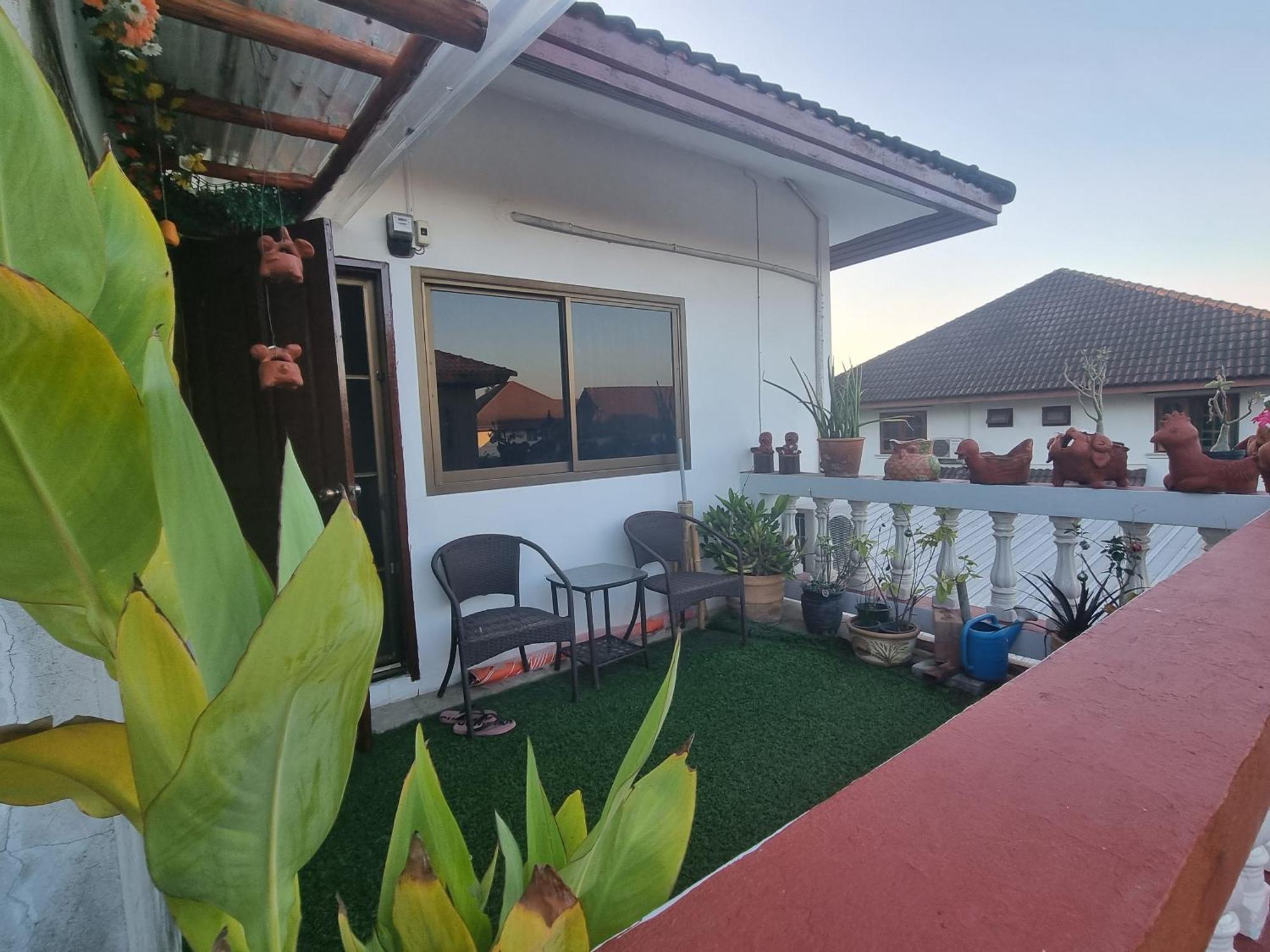 Hom Baan Chiang Mai Hotel Екстериор снимка