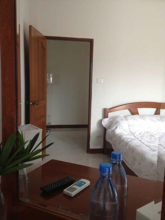 Hom Baan Chiang Mai Hotel Стая снимка