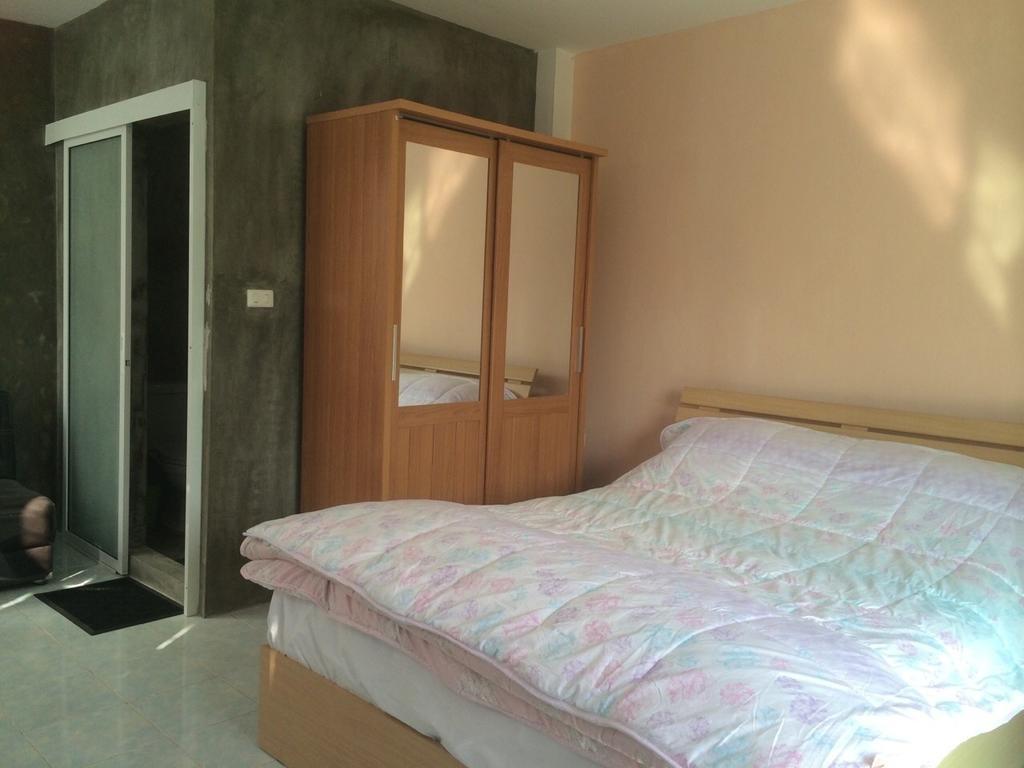 Hom Baan Chiang Mai Hotel Стая снимка